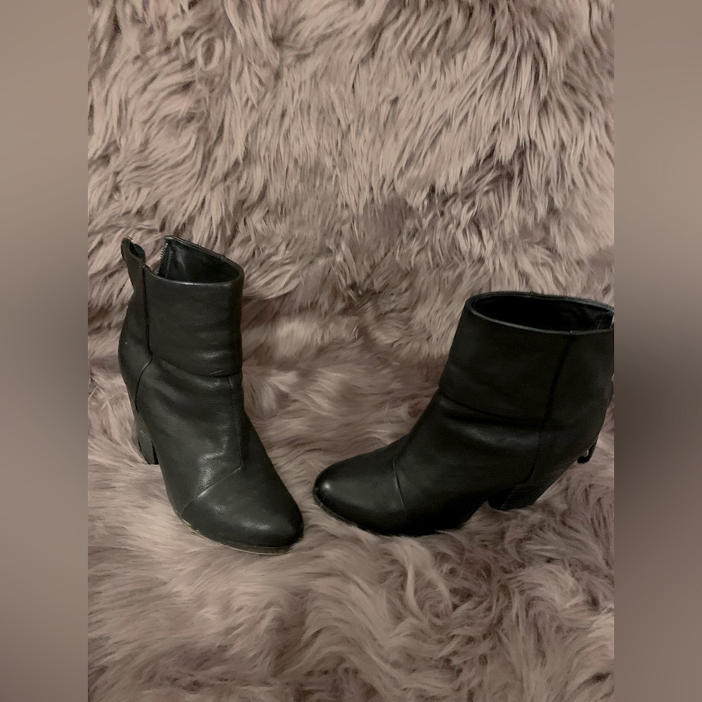 Rag & Bone Newbury Leather Ankle Bootie Boot Black Size 7